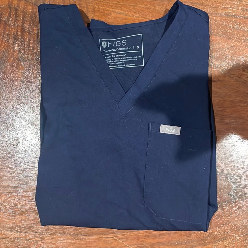 FIGS Navy blue caterina one pocket size small